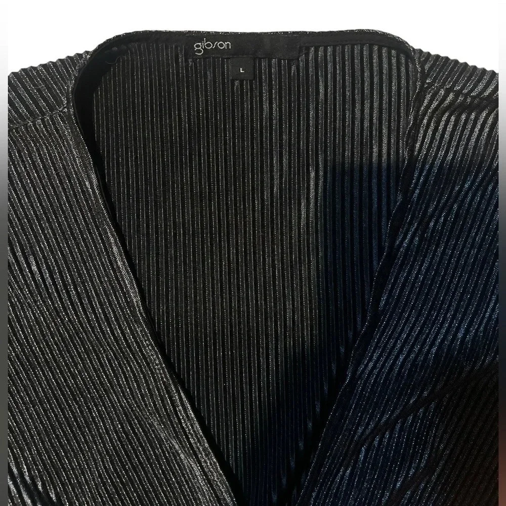 Gibson Black Shimmer Faux Wrap V-Neck Blouse Metallic Party Top Size Large